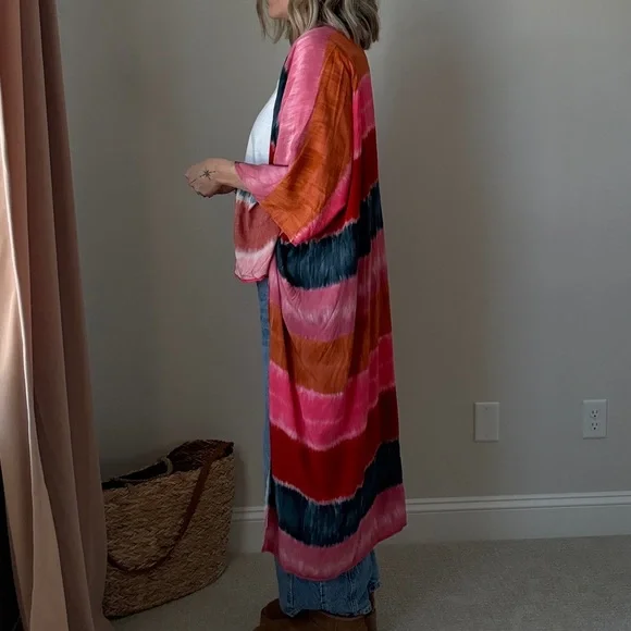 Vibrant stripe tie-dye kimono - Picture 3 of 3
